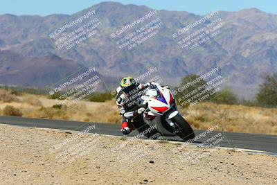 media/Feb-13-2022-SoCal Trackdays (Sun) [[c9210d39ca]]/Turn 7 Inside (1040am)/